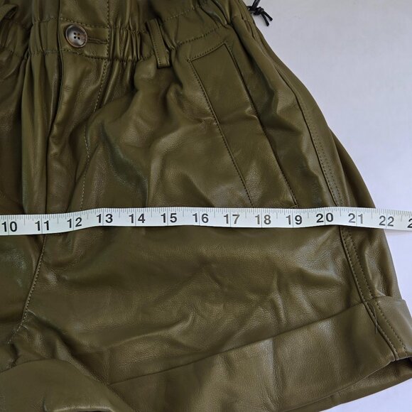 BLANKNYC  Women's Vegan Leather Elastic Waistband Cuffed Shorts Sz 29 Green - Picture 9 of 11
